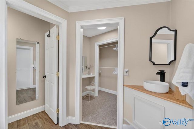 107 Ryanridge Road, Huntsville, AL 35806