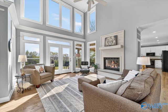 107 Ryanridge Road, Huntsville, AL 35806