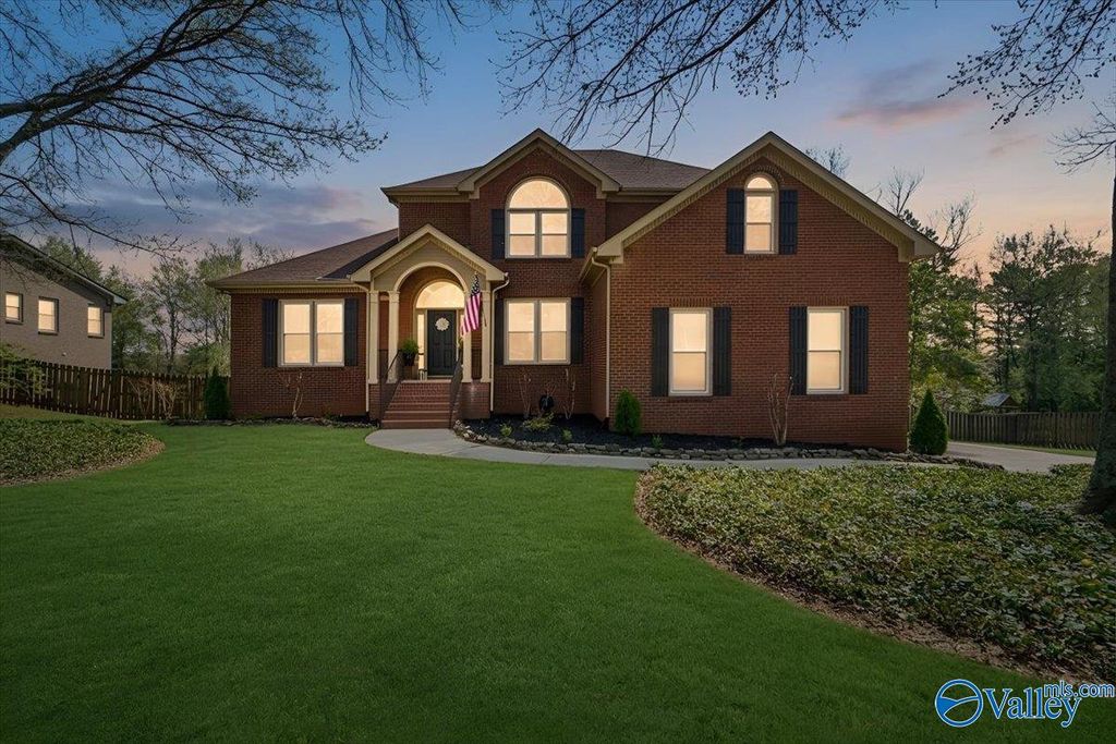 107 Ryanridge Road, Huntsville, AL 35806