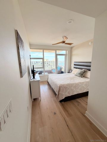 1325 Pacific Highway 1301, San Diego, CA 92101