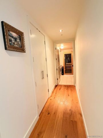 1325 Pacific Highway 1301, San Diego, CA 92101