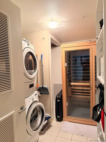 1325 Pacific Highway 1301, San Diego, CA 92101