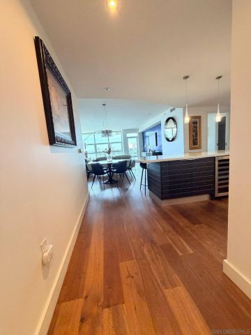 1325 Pacific Highway 1301, San Diego, CA 92101