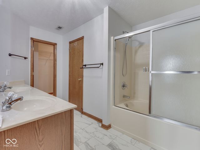 7725 Skerries Court, Indianapolis, IN 46217