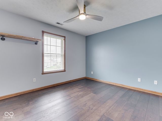 7725 Skerries Court, Indianapolis, IN 46217