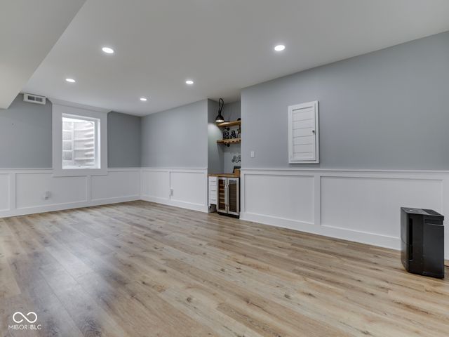 7725 Skerries Court, Indianapolis, IN 46217