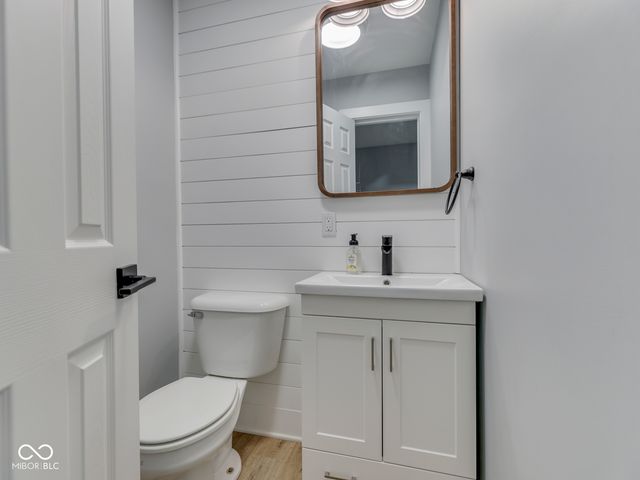 7725 Skerries Court, Indianapolis, IN 46217