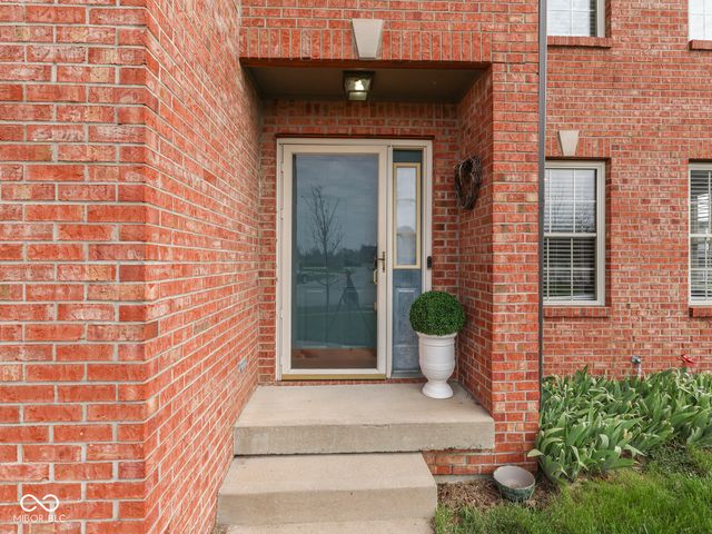 7725 Skerries Court, Indianapolis, IN 46217