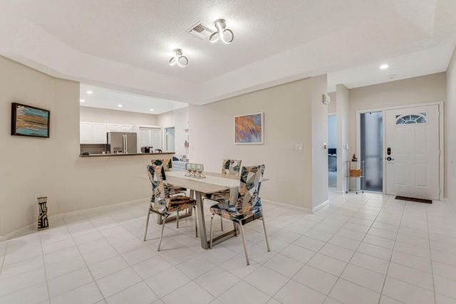 9998 Seacrest Circle C, Boynton Beach, FL 33437
