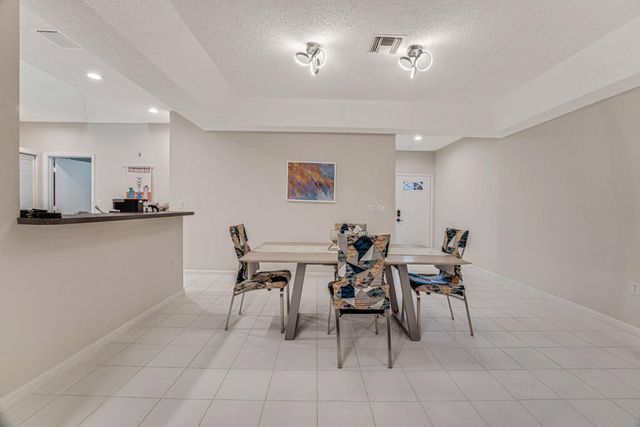 9998 Seacrest Circle C, Boynton Beach, FL 33437