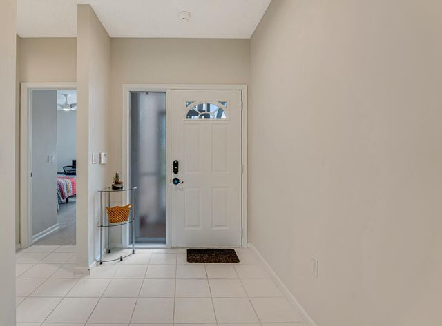 9998 Seacrest Circle C, Boynton Beach, FL 33437