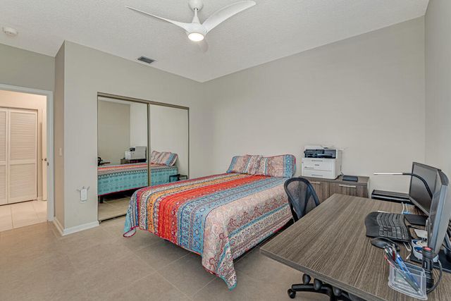 9998 Seacrest Circle C, Boynton Beach, FL 33437