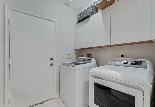 9998 Seacrest Circle C, Boynton Beach, FL 33437