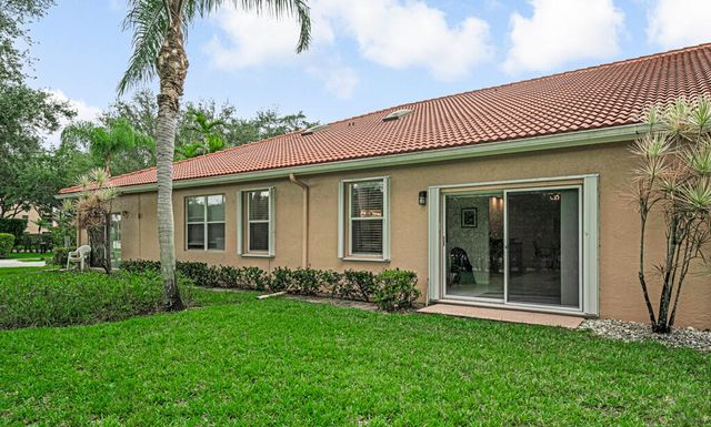 9998 Seacrest Circle C, Boynton Beach, FL 33437