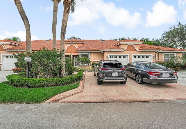 9998 Seacrest Circle C, Boynton Beach, FL 33437