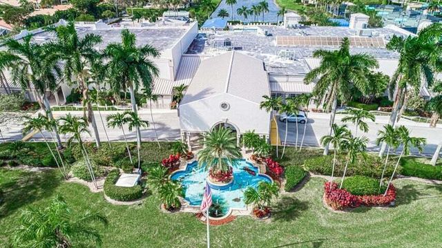 9998 Seacrest Circle C, Boynton Beach, FL 33437