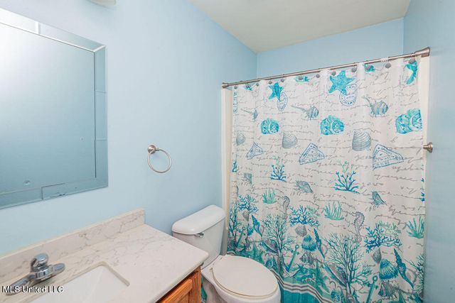 99118 Koloa Street, Diamondhead, MS 39525