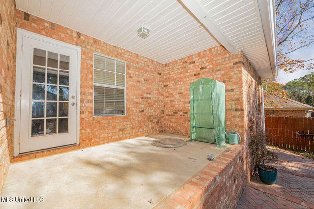 99118 Koloa Street, Diamondhead, MS 39525