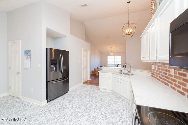 99118 Koloa Street, Diamondhead, MS 39525