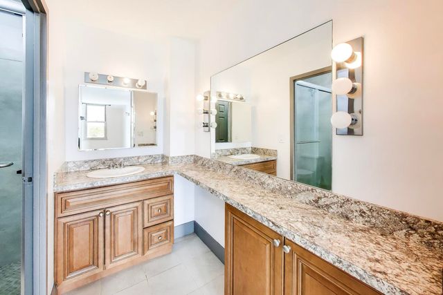 33 N Main Street 5B, Lombard, IL 60148