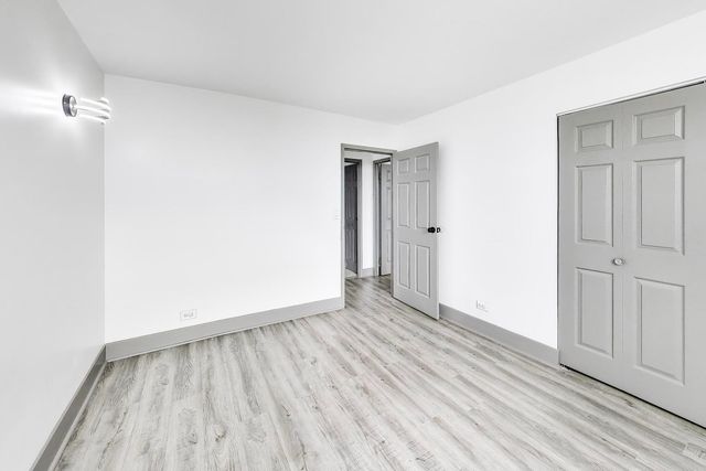 33 N Main Street 5B, Lombard, IL 60148