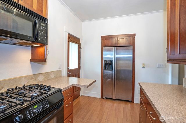 2909 N 7th Street, Tacoma, WA 98406