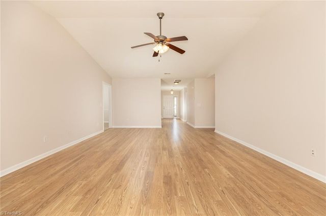 5862 Sunny Ridge Trail, Clemmons, NC 27012