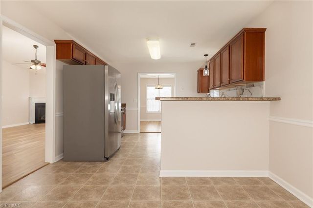 5862 Sunny Ridge Trail, Clemmons, NC 27012