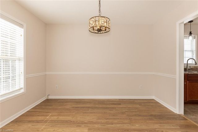 5862 Sunny Ridge Trail, Clemmons, NC 27012