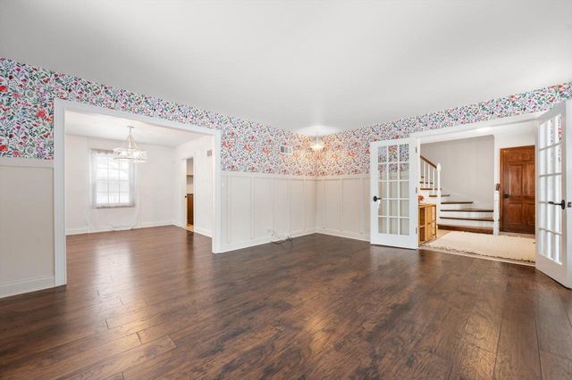 2746 Manor AVENUE, Mount Pleasant, WI 53406