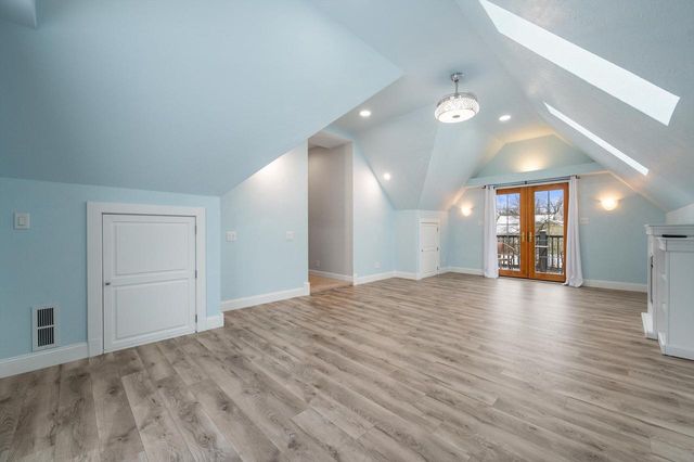 2746 Manor AVENUE, Mount Pleasant, WI 53406