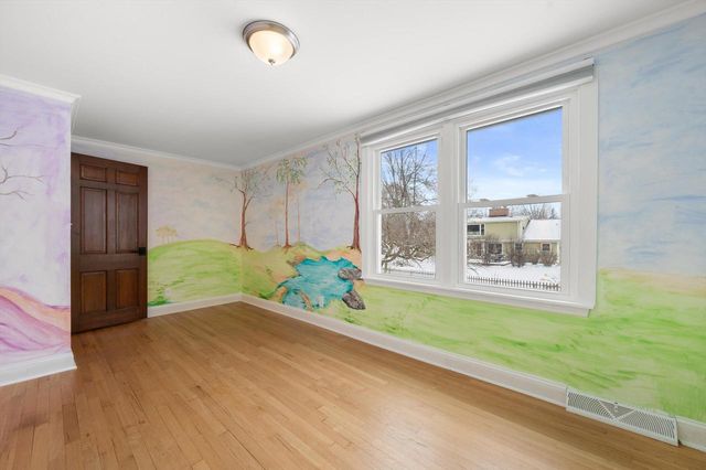 2746 Manor AVENUE, Mount Pleasant, WI 53406