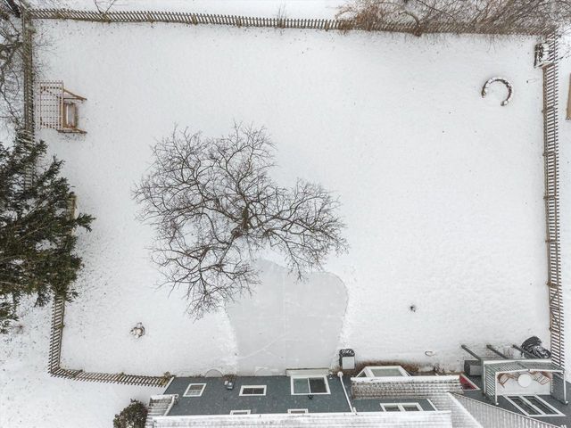 2746 Manor AVENUE, Mount Pleasant, WI 53406