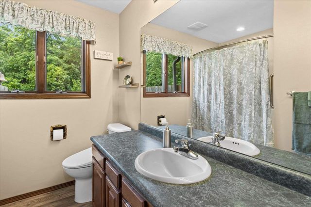 4591 Kennedy Road, Cottage Grove, WI 53527
