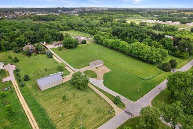 4591 Kennedy Road, Cottage Grove, WI 53527