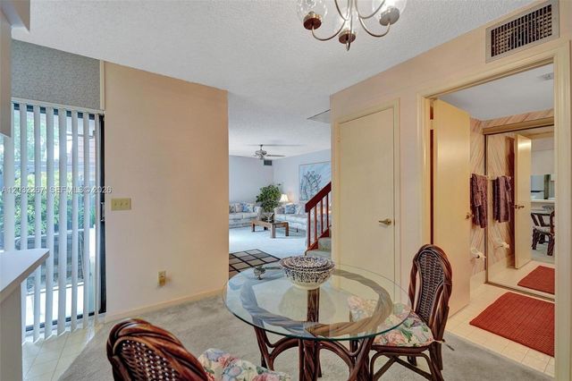 11100 SW 15th Mnr, Davie, FL 33324