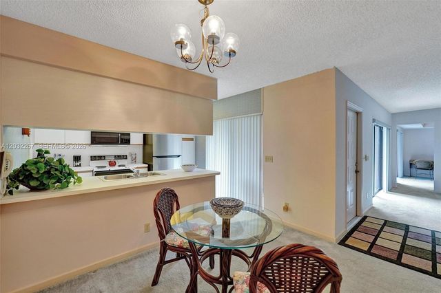 11100 SW 15th Mnr, Davie, FL 33324