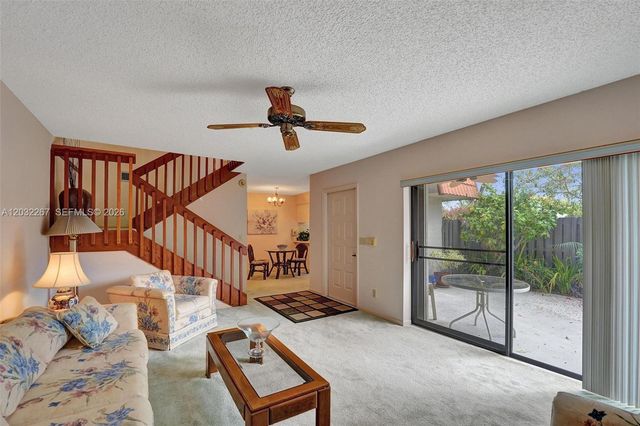 11100 SW 15th Mnr, Davie, FL 33324