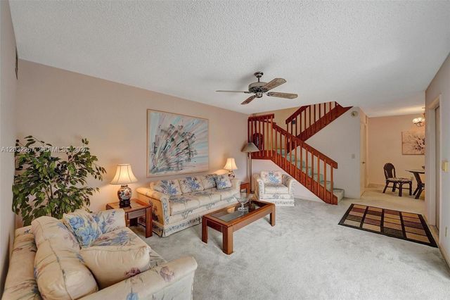 11100 SW 15th Mnr, Davie, FL 33324