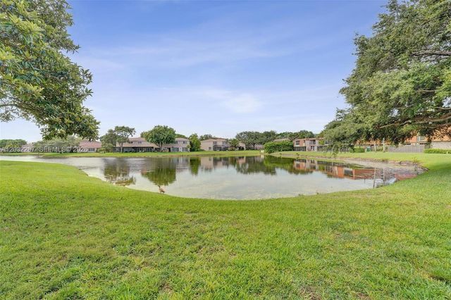 11100 SW 15th Mnr, Davie, FL 33324