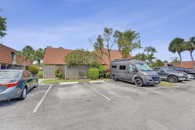 11100 SW 15th Mnr, Davie, FL 33324