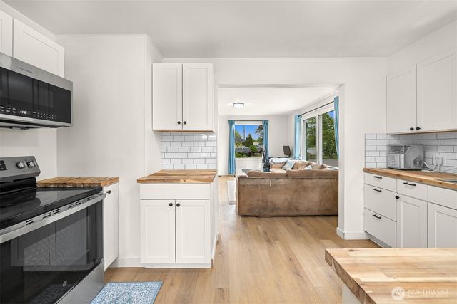 204 S 16th Street, Lynden, WA 98264