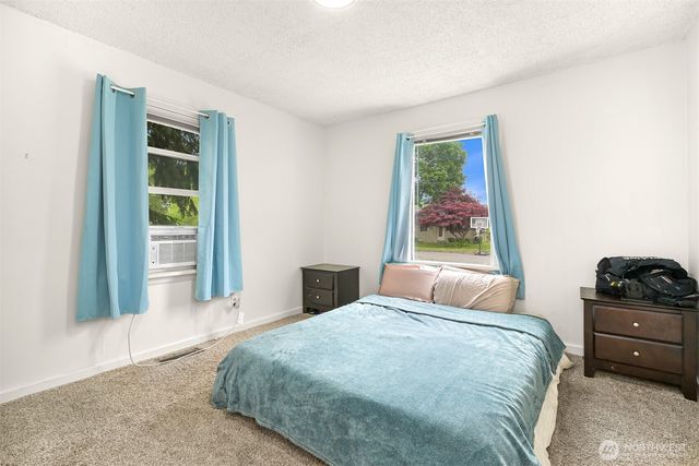 204 S 16th Street, Lynden, WA 98264