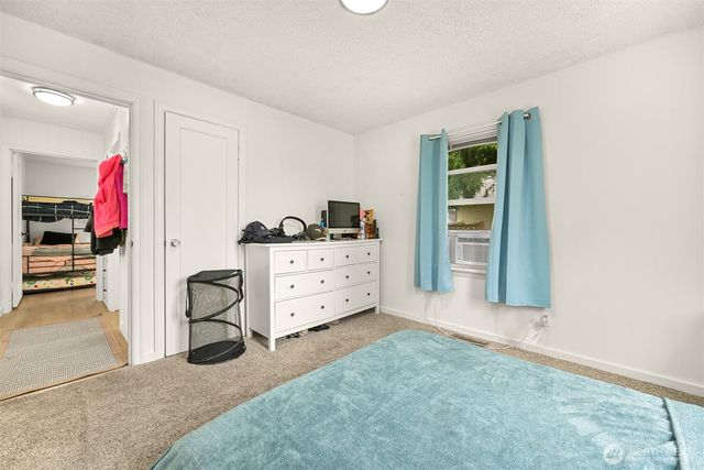 204 S 16th Street, Lynden, WA 98264
