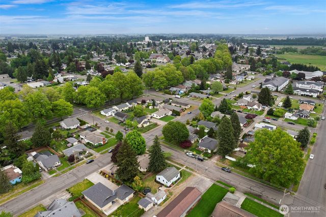 204 S 16th Street, Lynden, WA 98264