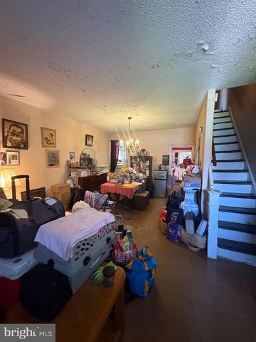 2104 CHURCH LN, Philadelphia, PA 19138