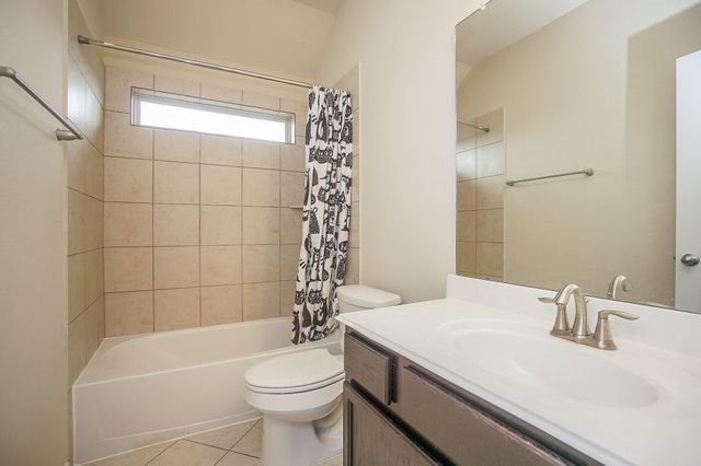 9506 Bonbrook Bend Lane, Rosenberg, TX 77469