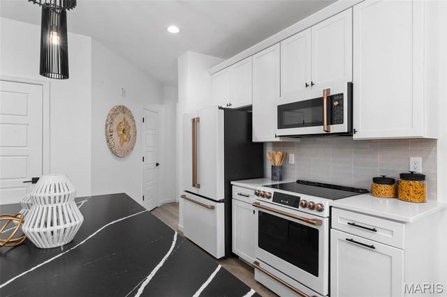 2 Berwick at Bella Terra, Imperial, MO 63010