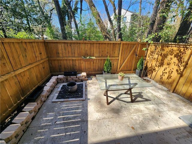 120 Biscayne NW Drive C5, Atlanta, GA 30309