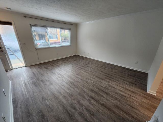 120 Biscayne NW Drive C5, Atlanta, GA 30309